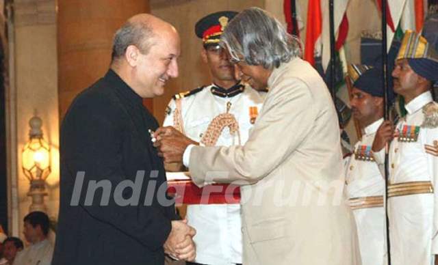 Anupam Kher Receiving Padma Shri Award