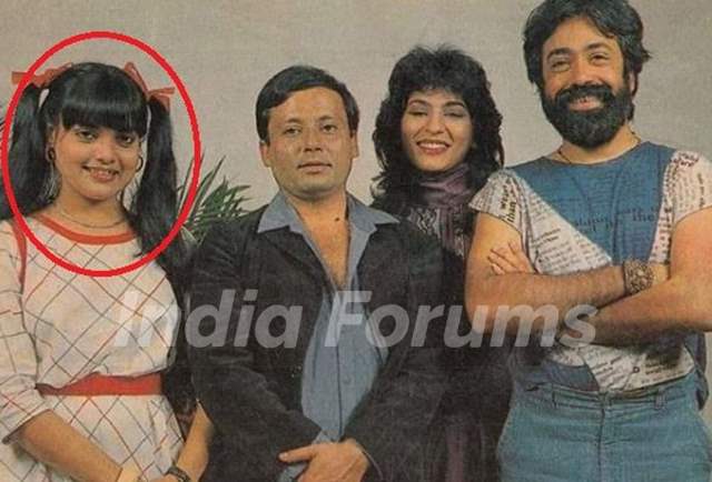 Sushmita Mukherjee (extreme left) with cast of Karamchand