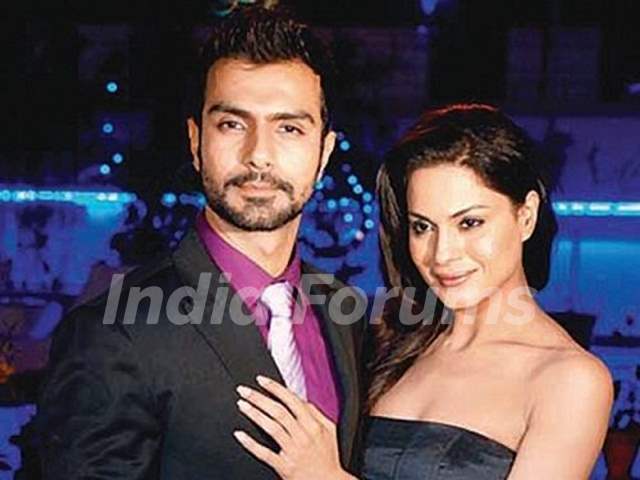 Veena Malik with Ashmit Patel