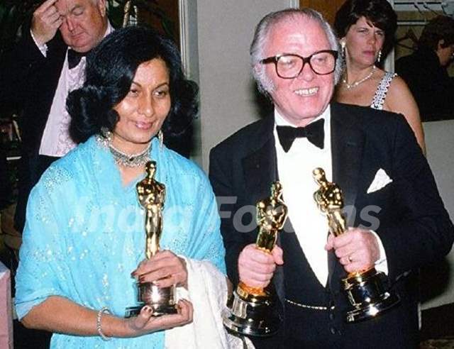 Bhanu Athaiya with her Oscar