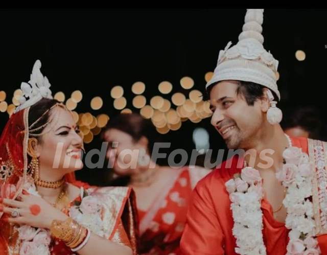 Kunal Verma with his wife Pooja Bose