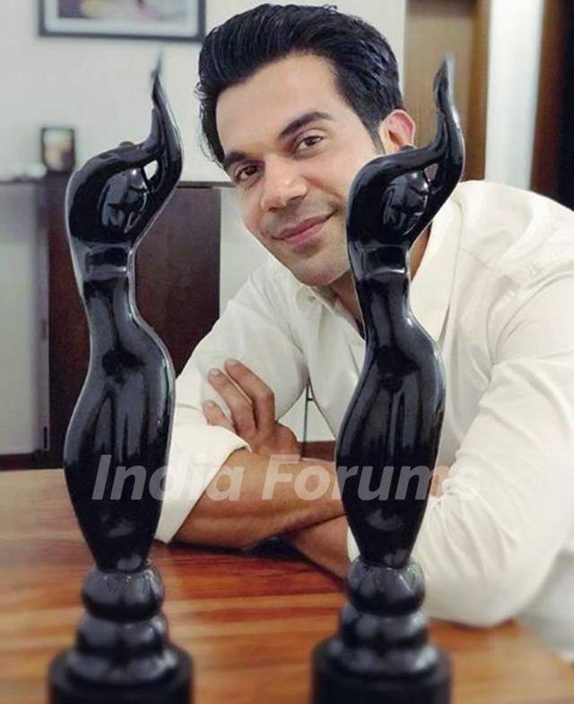 Rajkummar Rao With His Filmfare Awards For Bareilly Ki Barfi And Trapped