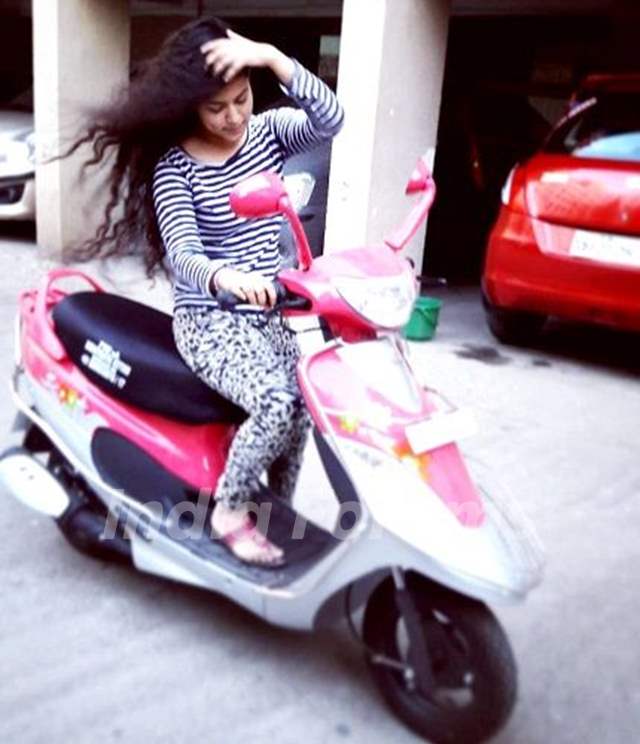 Farhina Parvez poses with her TVS Scooty Pep Plus