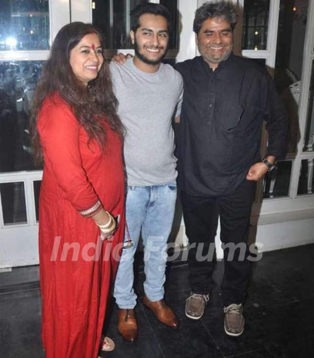 Vishal Bhardwaj with his wife Rekha and son Aasmaan