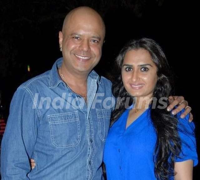 Naved Jaffery with his wife