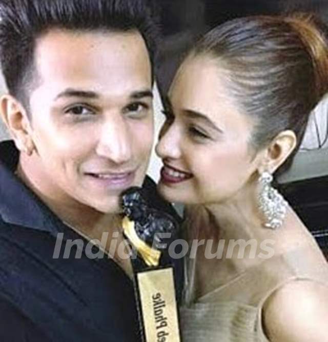 Yuvika and Prince with Best Couple Dadasaheb Phalke Award