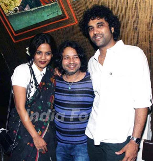 Priyanka Bose with husband Paresh Kamath (extreme right)