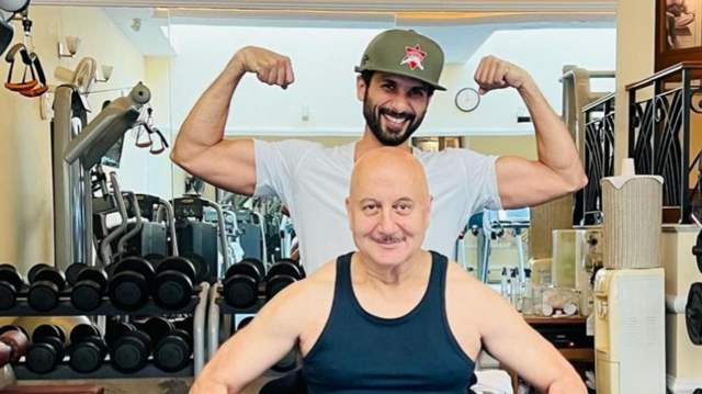 Anupam Kher and Shahid Kapoor