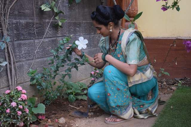  Punyashlok Ahilyabai plant trees to mark Earth Day
