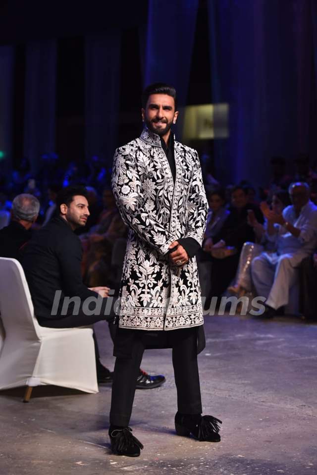 Ranveer Singh stole the show as he walked the ramp for Manish