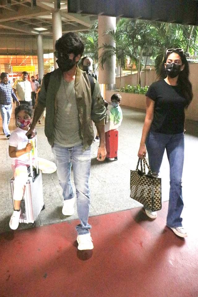 Shahid Kapoor, Mira Rajput spotted with kids at the Mumbai airport