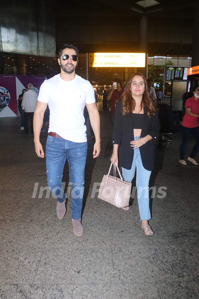 Varun Dhawan spotted with wife Natasha Dalal at the Mumbai airport