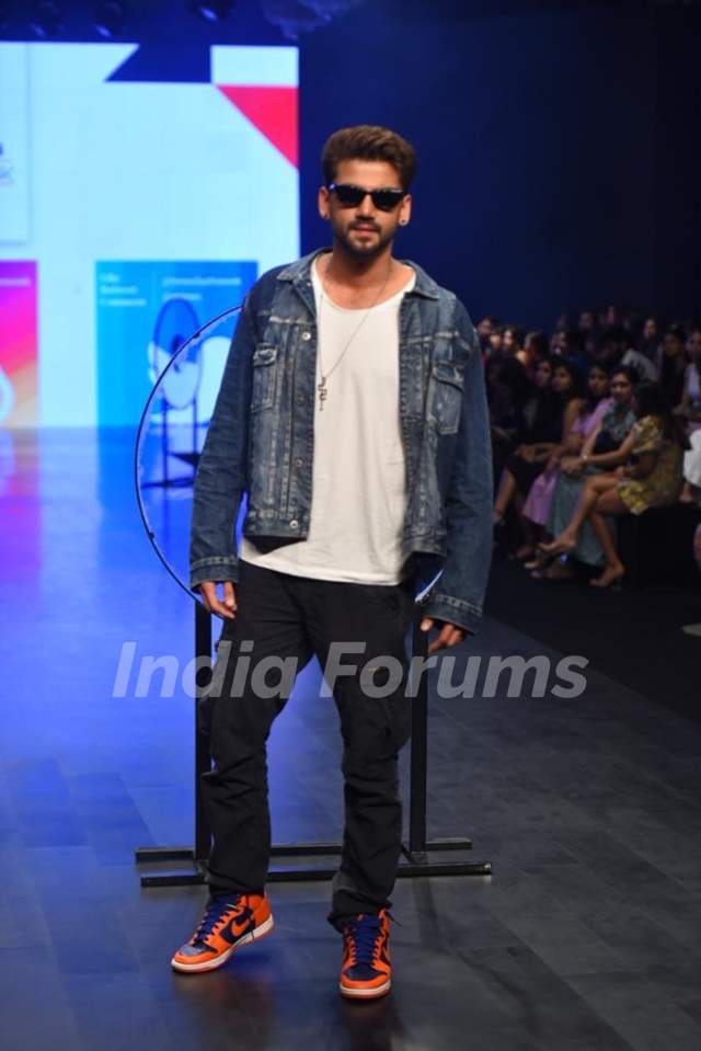 Zaheer Iqbal clicked at the Bombay Times Fashion Week 2022