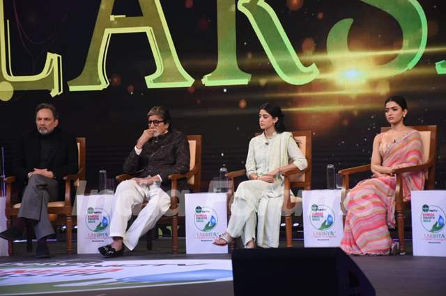 Navya Naveli Nanda, Amitabh Bachchan, Rashmika Mandanna grace Banega Swasth India campaign