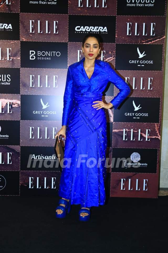 Sobhita Dhulipala snapped at ELLE INDIA Beauty Awards 2022