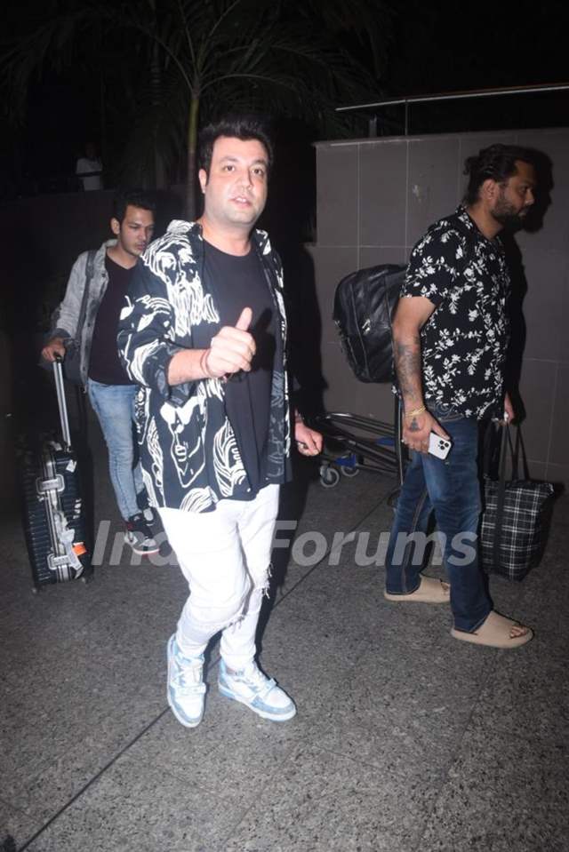Varun Sharma spotted at the Mumbai airport