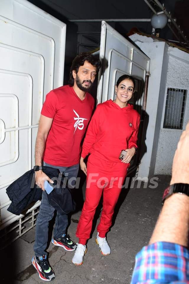 Riteish Deshmukh And Genelia Deshmukh Spotted At Screening Of Ved Photo 4684