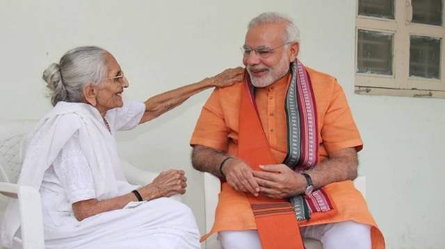 Pm Modi with mother