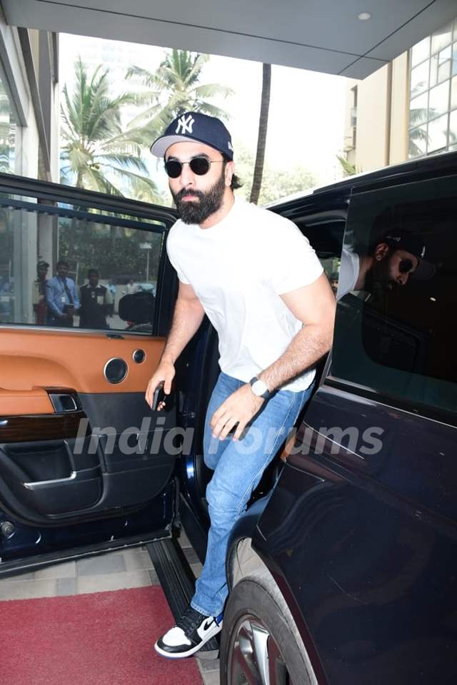 Dashing Kapoor snapped at Tseries office in Mumbai today