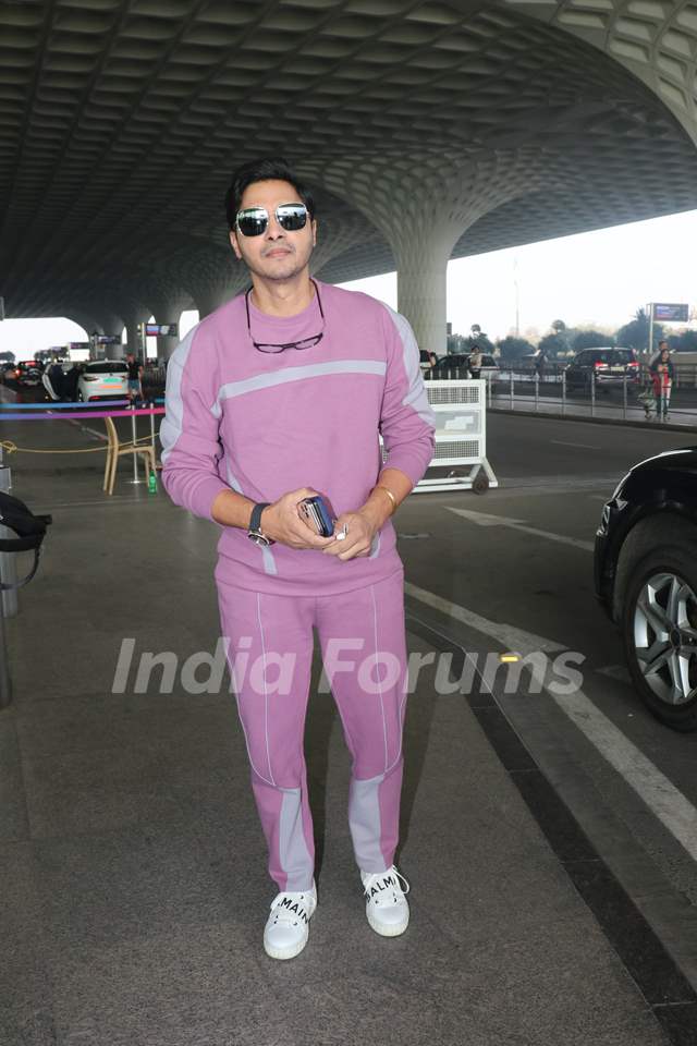 Shreyas Talpade spotted at the Mumbai airport