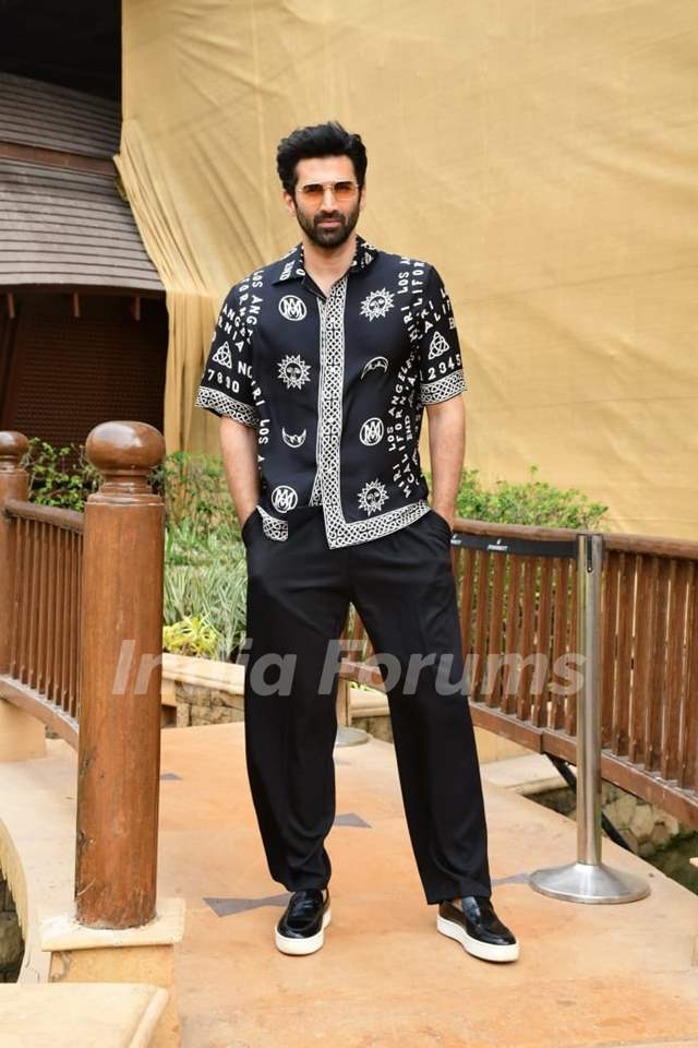 Aditya Roy Kapur snapped promoting Web Series The Night Manager in the city 