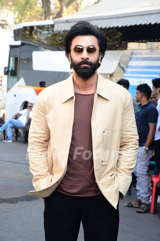 Ranbir Kapoor and others celebs snapped promoting his upcoming film Tu Jhoothi Main Makkaar on the set of The Kapil Sharma Show 