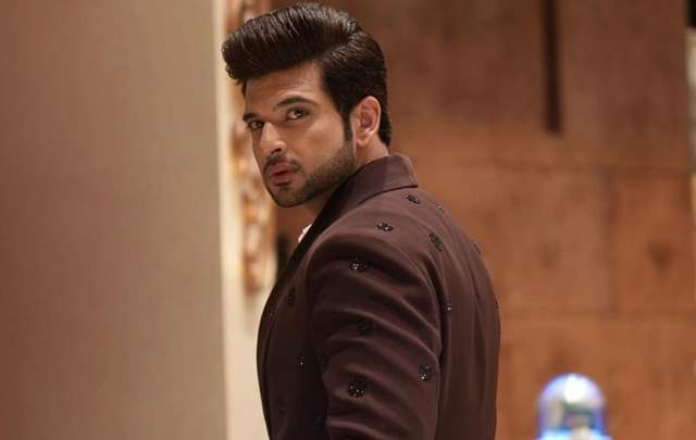 डबल डेटिंग के चक्कर में फंसे ये सेलेब्स । Munawar Faruqui To Karan Kundra  Actors Accused for Double Dating