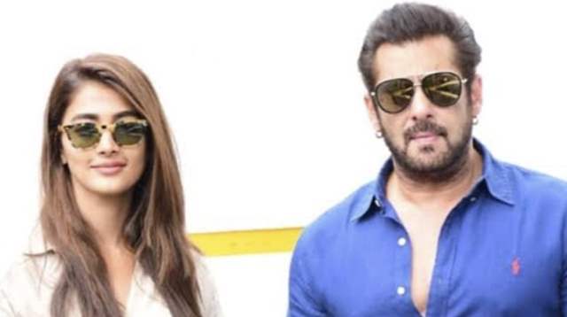 Pooja Hegde and Salman Khan 