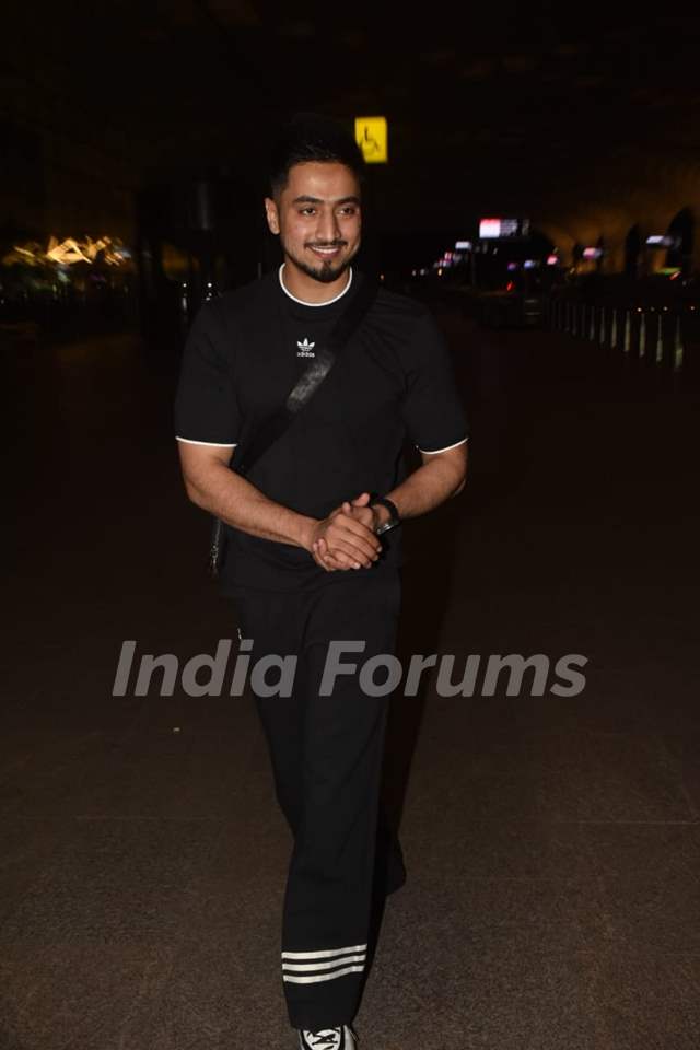 Faisal Shaikh snapped at the Mumbai airport 
