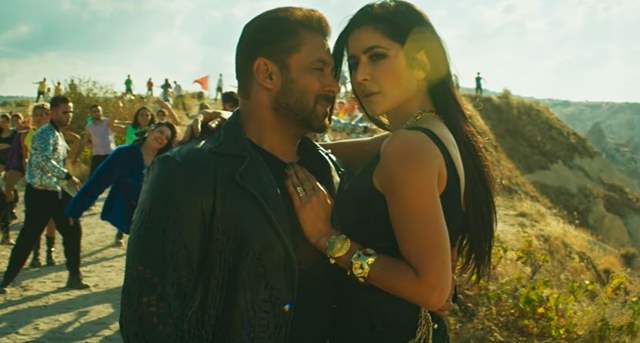 Salman Khan and Katrina Kaif in Leke Prabhu Ka Naam from Tiger 3
