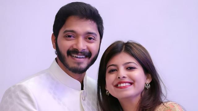 Shreyas Talpade and Deepti