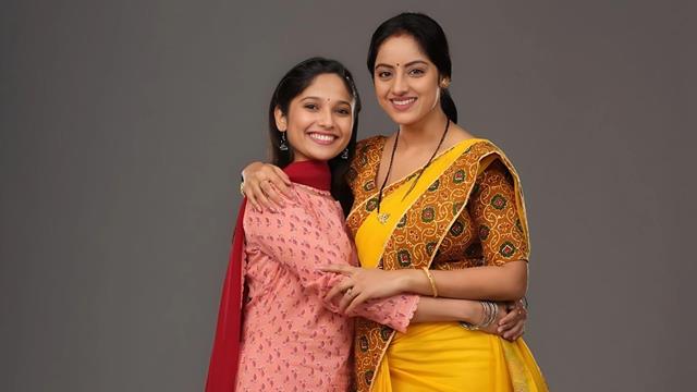 Deepika Singh and Sanika Amit 