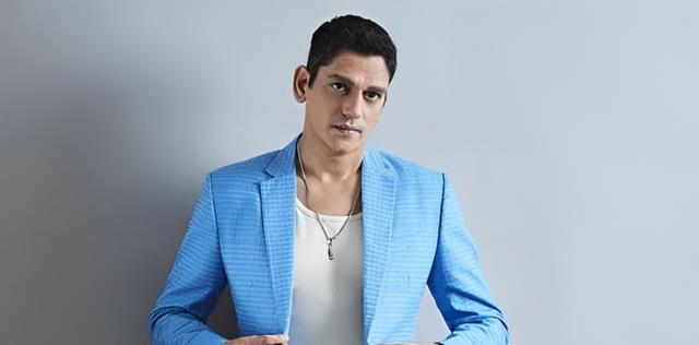 "This unique craft will someday make you get noticed by everyone"- Vijay Varma addresses the aspiring actors