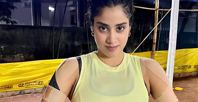 Janhvi Kapoor's sacrifice for "Mr & Mrs Mahi": Suffered multiple injuries, was almost a quit