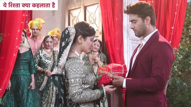 Yeh Rishta Kya Kehlata Hai: Armaan hands bridal dress to Abhira with an emotional farewell