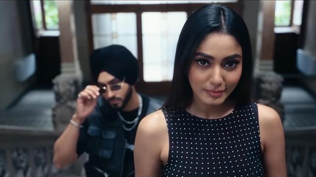 Bigg Boss OTT 3 Winner Sana Makbul teams up with Rohanpreet Singh for music video 'Kaala Maal'