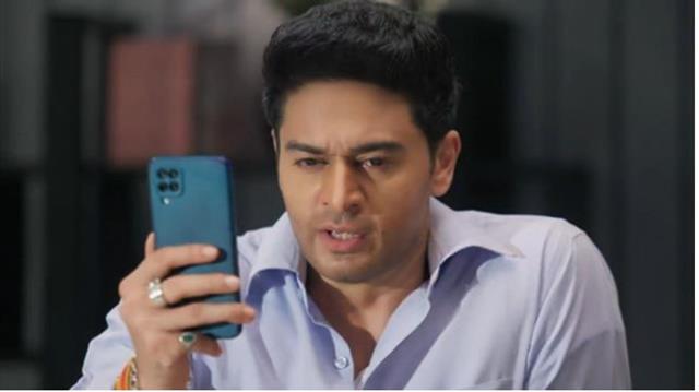 Anupamaa: Anuj's journey takes a dark turn as a mysterious figure follows him 