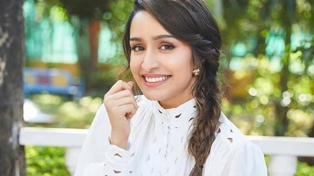 Shraddha Kapoor's hilarious take on Diwali cleaning is proof that she is the comedy queen.