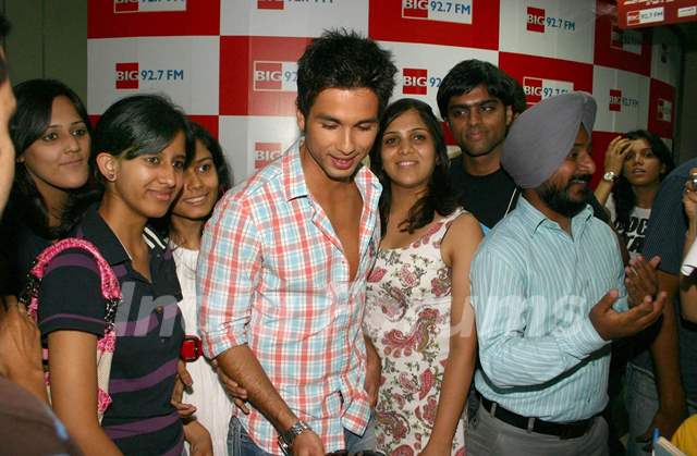 Bollywood actor Shahid Kapoor at BIG 927 FM office for promoting his film ''''Kaminey'''', in New Delhi on Sunday-