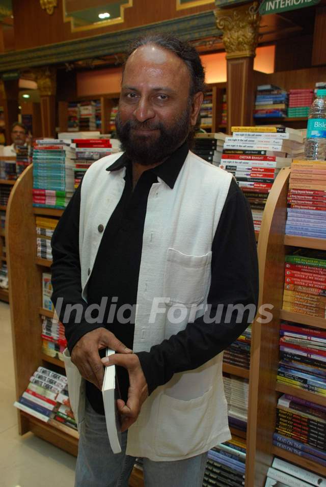 Ketan Desai at launches Kishwar Desai''s book Witness The Night