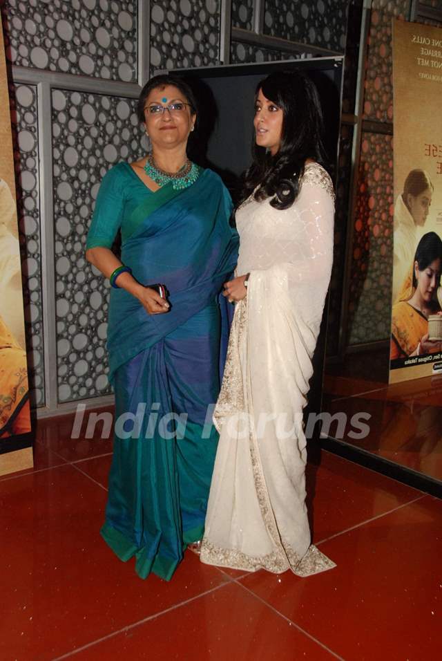 Filmmaker Aparna Sen with Bollywood actress Raima Sen at the premiere of &quot;The Japanese Wife&quot; in Mumbai