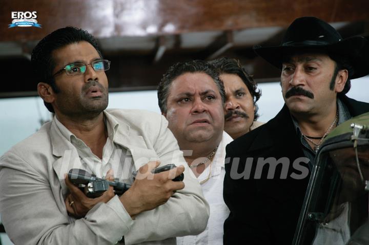 Sunil,Manoj and Mukesh are looking shocked