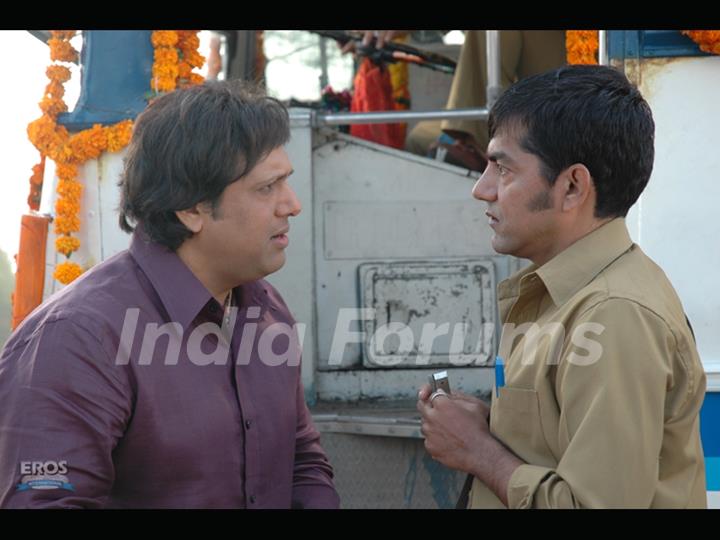 Govinda talking to Asif Basra