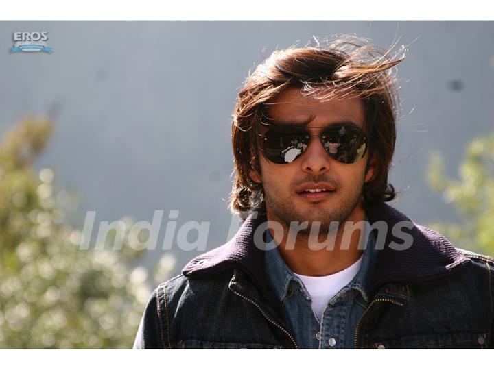 Vatsal Sheth looking hot