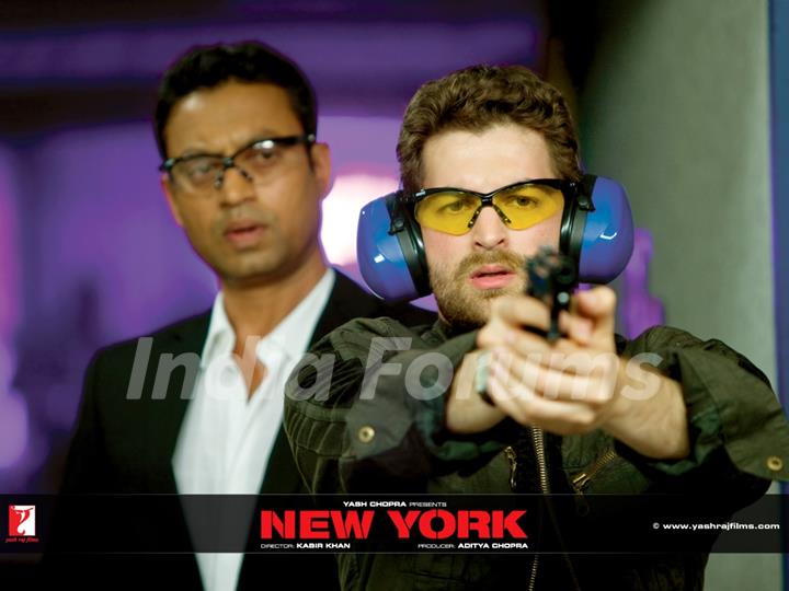 Neil Nitin Mukesh learns firing rifle from Irfan Khan