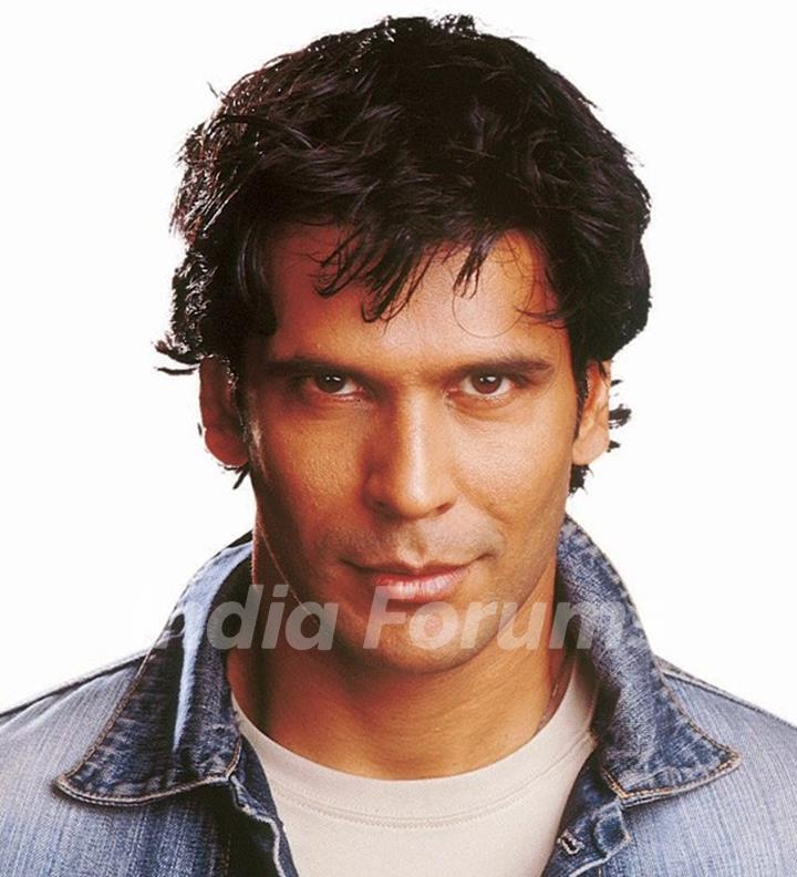 Milind Soman 1563