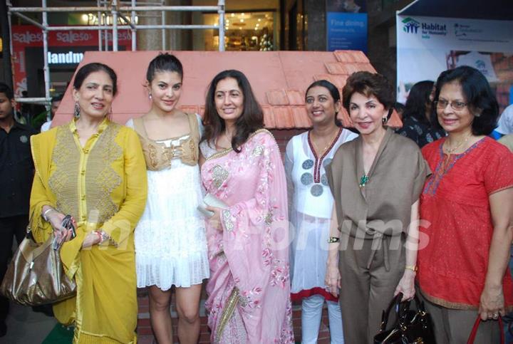 Jacqueline Fernandes promotes Habitat for Humanity cause at Phoenix Mills