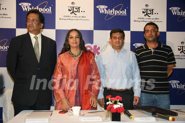 Shabana Azmi at Ek Jodi Kapada press meet at Novotel