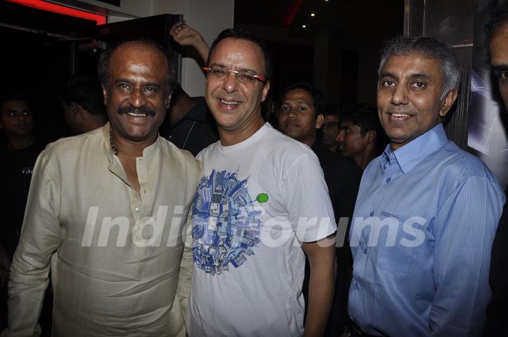 Rajinikanth and Vidhu Vinod Chopra at Robot premiere at PVR