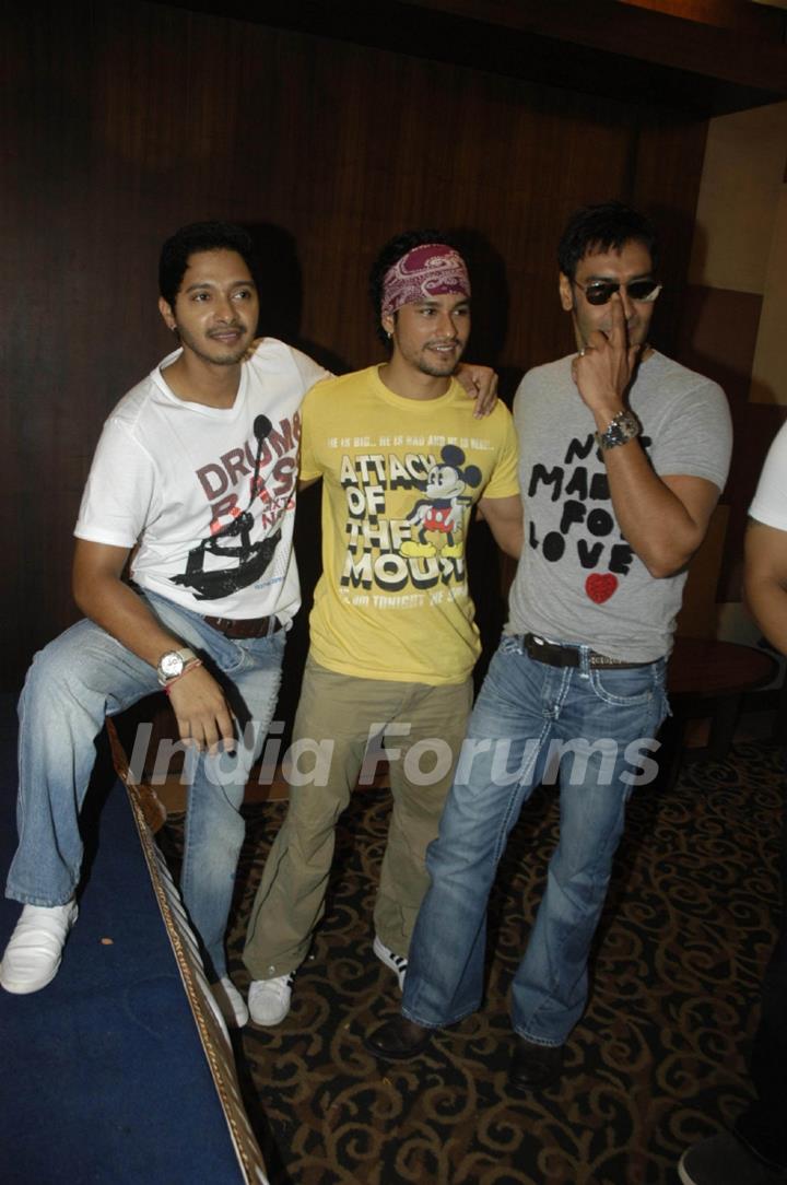 Ajay Devgan, Shreyas Talpade and Kunal Khemu on Golmaal 3 Press Meet at Sun N Sand